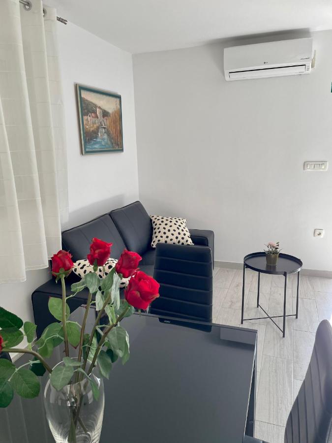 Apartment Paulina Трогир Екстериор снимка