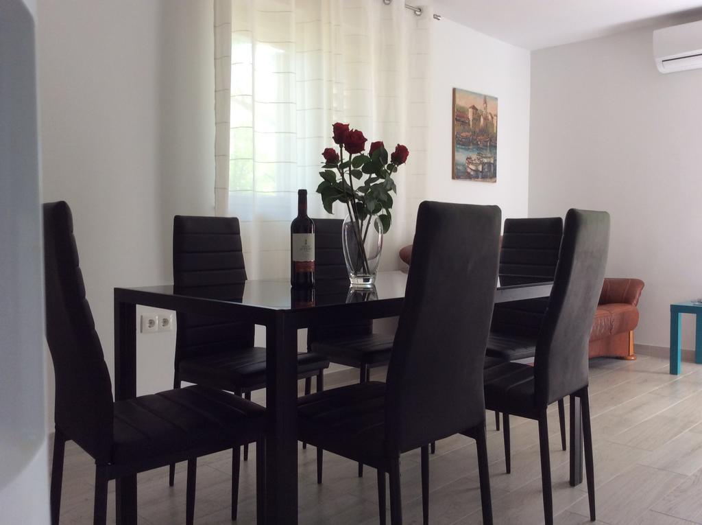 Apartment Paulina Трогир Екстериор снимка