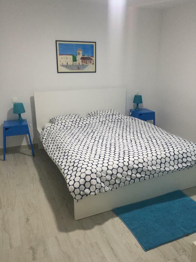 Apartment Paulina Трогир Екстериор снимка